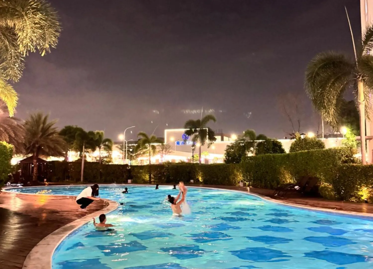 Las Pinas City Cozy Escape Manila Apartment